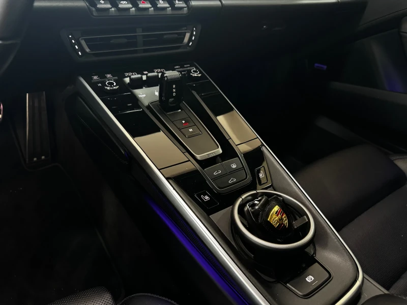 Porsche 911 992 TurboS PCCB Exclusive SportChrono BOSE PANO, снимка 14 - Автомобили и джипове - 51119091