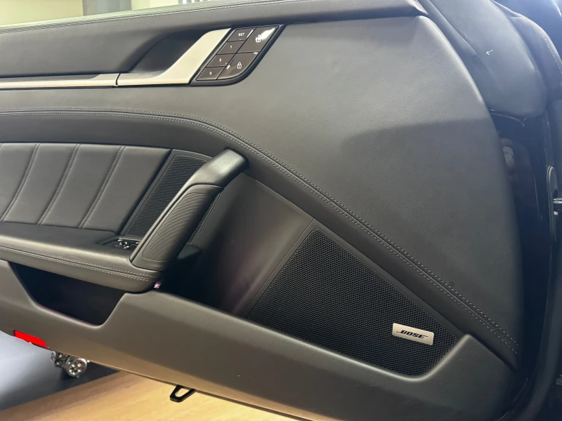 Porsche 911 992 TurboS PCCB Exclusive SportChrono BOSE PANO, снимка 11 - Автомобили и джипове - 51119091