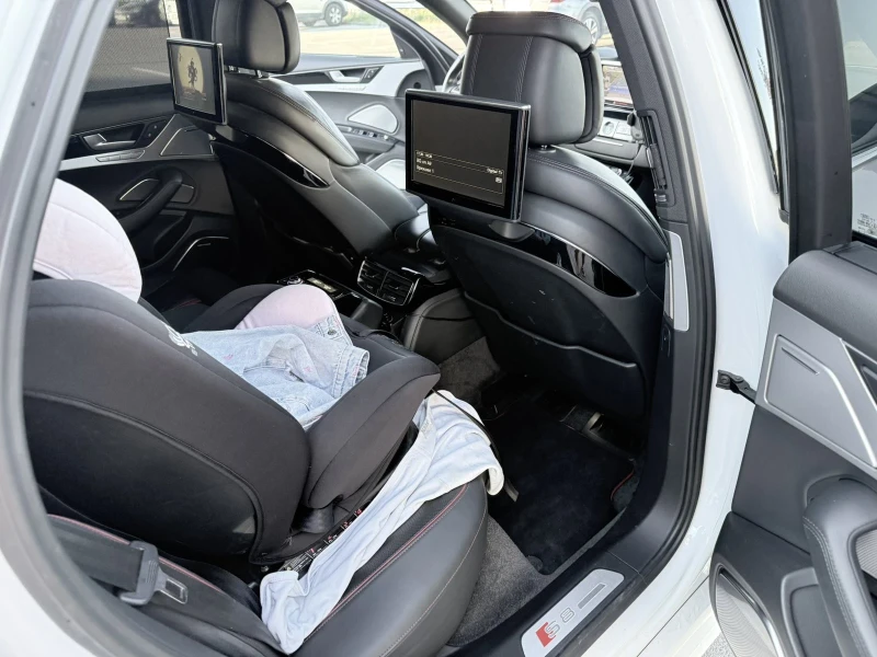 Audi S8 Exclusive Full 3хTV Downpipe HeadUp, снимка 8 - Автомобили и джипове - 51789805