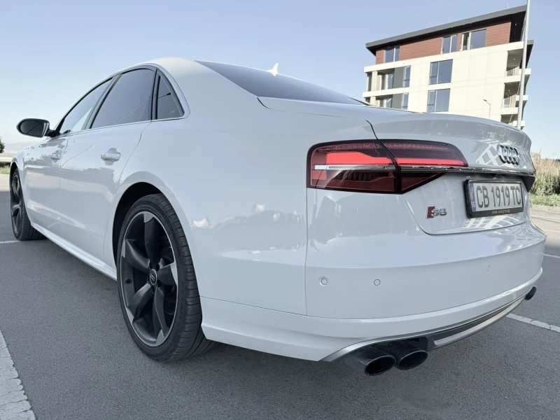 Audi S8 Exclusive Full 3хTV Downpipe HeadUp, снимка 3 - Автомобили и джипове - 51789805
