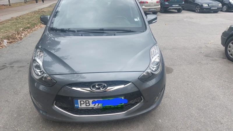 Hyundai Ix20, снимка 15 - Автомобили и джипове - 51915546