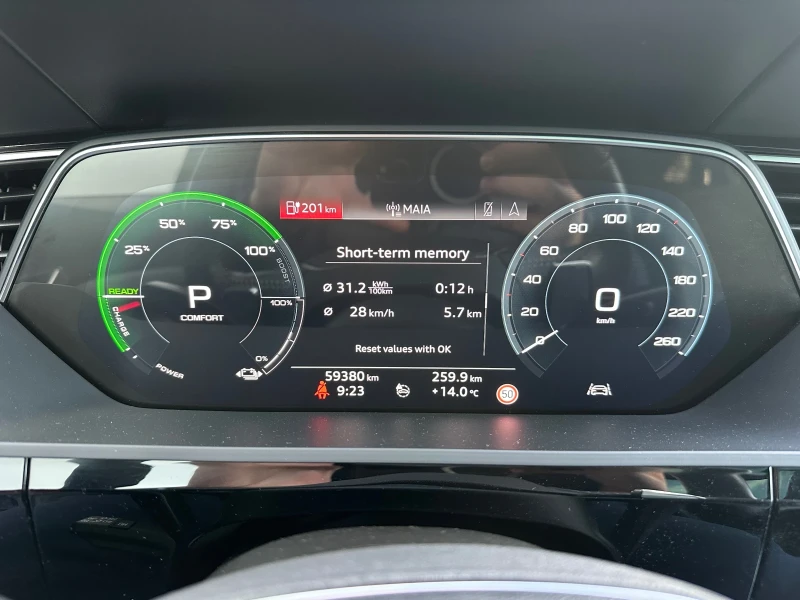 Audi E-Tron E-tron 55 S-Line Edition 1, снимка 16 - Автомобили и джипове - 52546078