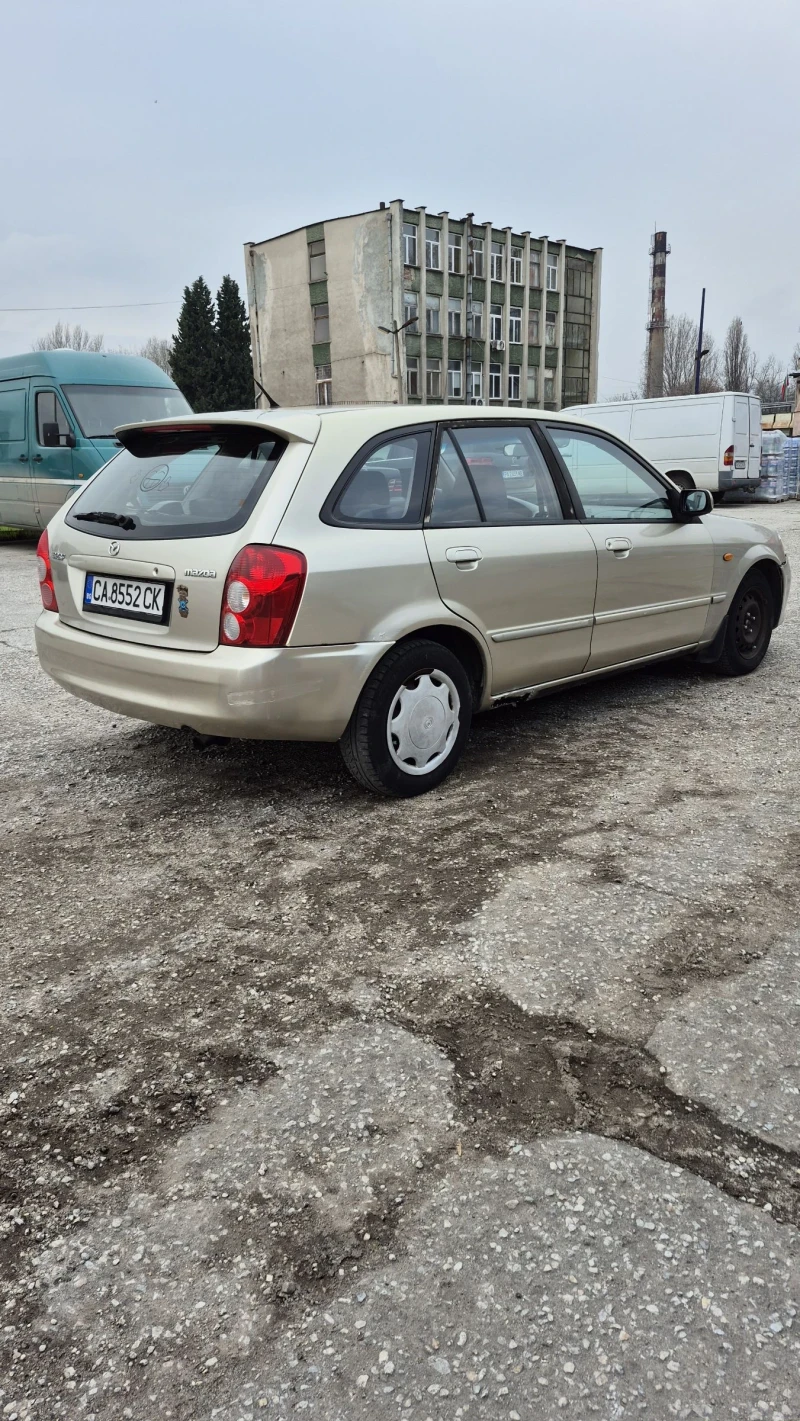 Mazda 323, снимка 3 - Автомобили и джипове - 52645168