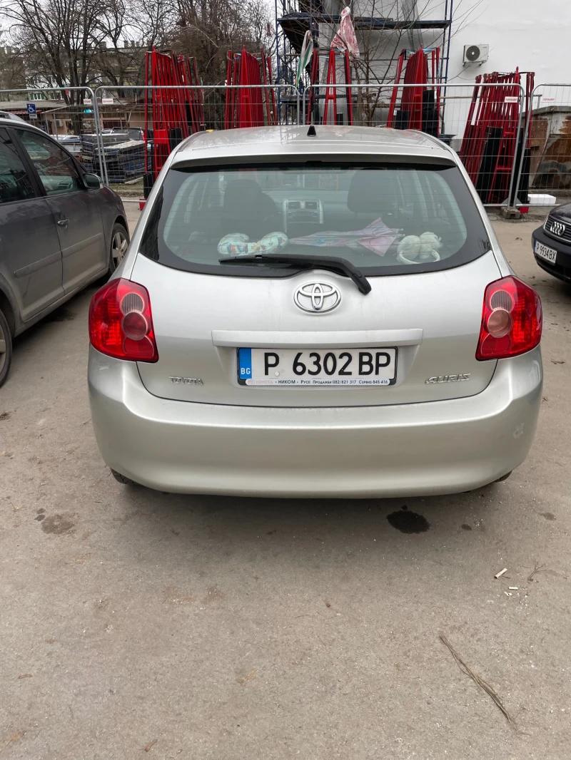Toyota Auris, снимка 3 - Автомобили и джипове - 52920862