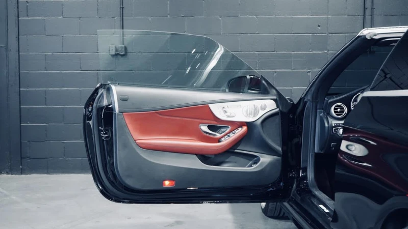 Mercedes-Benz C 43 AMG * Cabriolet* 4MATIC* Автокредит(Цена до БГ), снимка 8 - Автомобили и джипове - 53397912