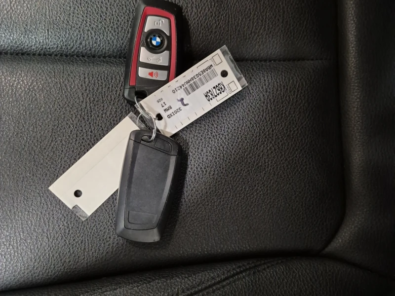 BMW 320 I XDRIVE| CARFAX | PANORAMA| 2 КЛЮЧА| , снимка 17 - Автомобили и джипове - 53454278