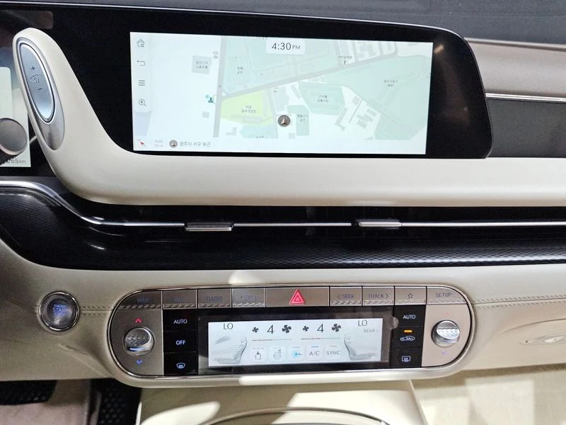 Genesis G90 3.5 Automatic, снимка 12 - Автомобили и джипове - 55606187