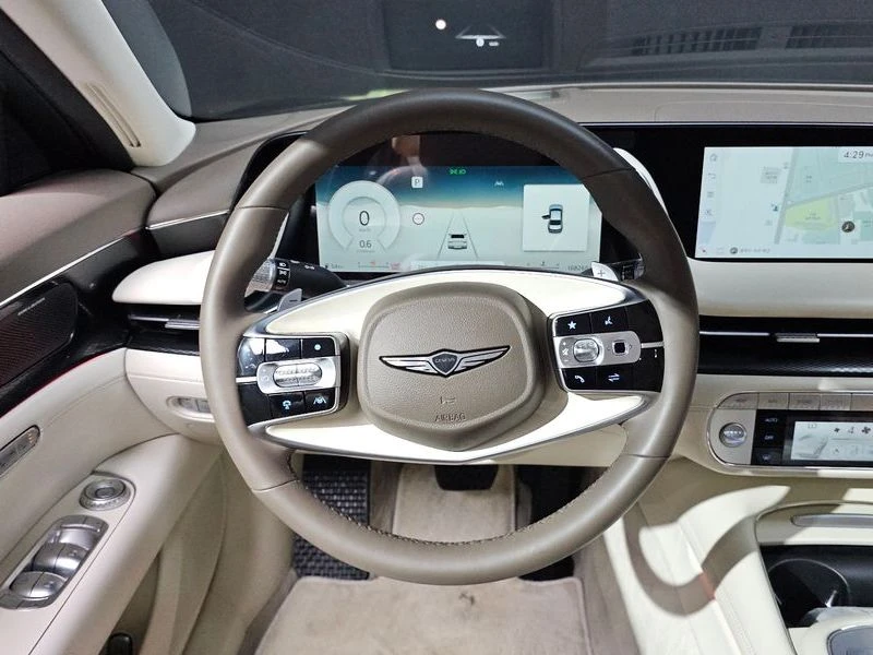 Genesis G90 3.5 Automatic, снимка 9 - Автомобили и джипове - 55606187