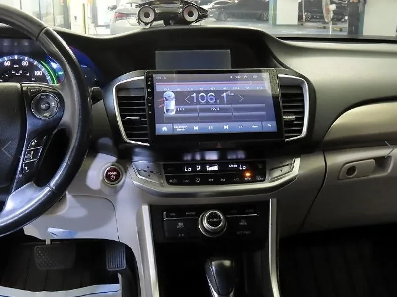Honda Accord 2.0 Hybrid - САМО 30% АВАНС!, снимка 11 - Автомобили и джипове - 55660041