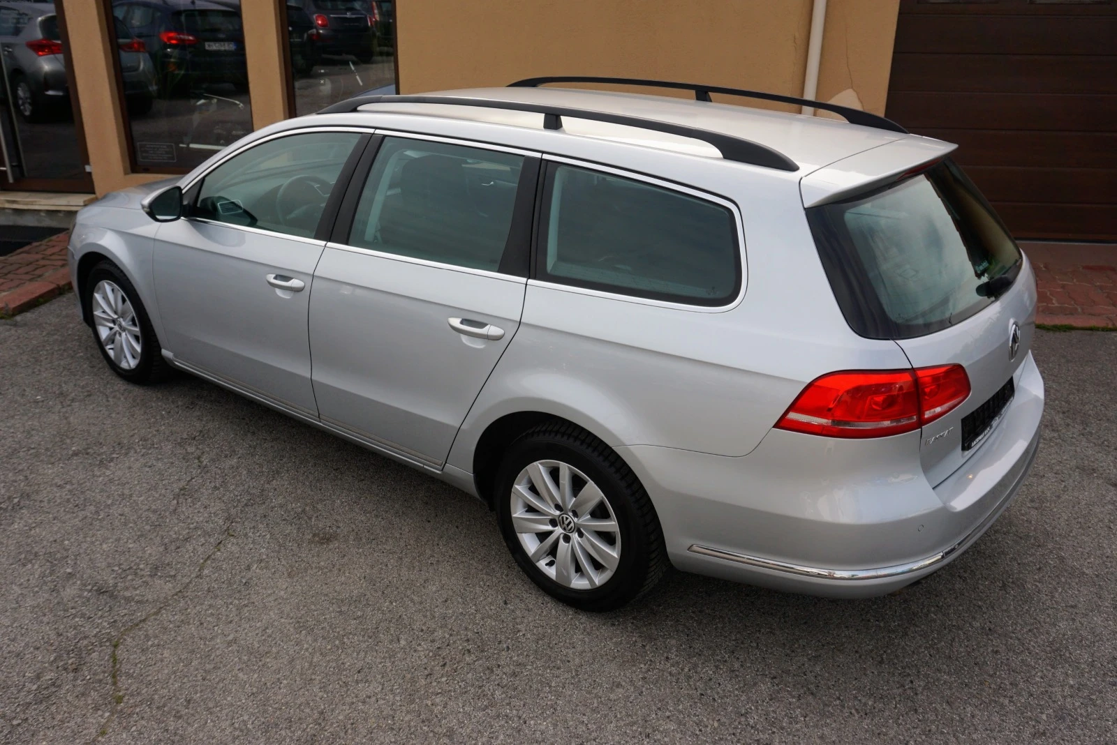 VW Passat 2.0 TDI COMFROTLINE DSG - изображение 4