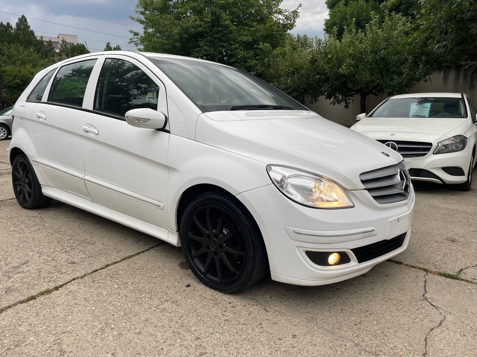 Mercedes-Benz B 180 Автоматик  - изображение 3