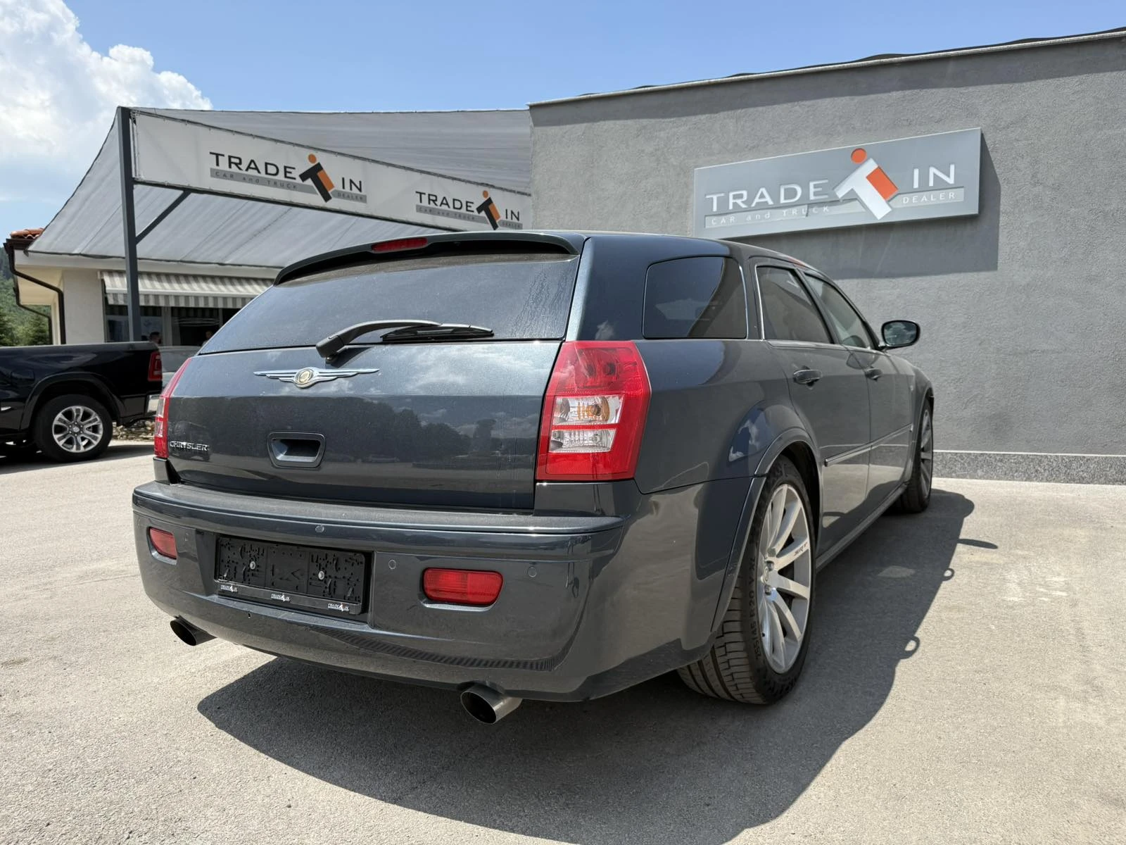 Chrysler 300c 6.1L HEMI SRT 8 - изображение 4