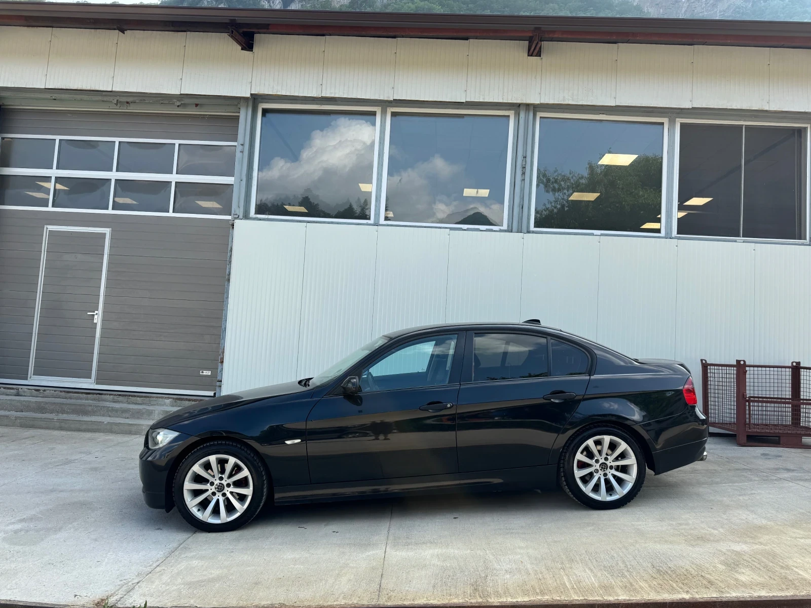 BMW 318 I Avtomat - изображение 3