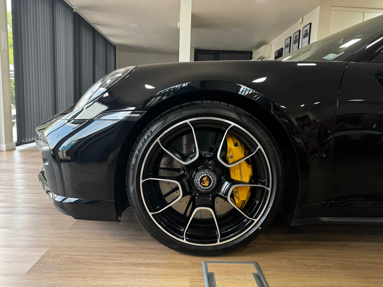 Porsche 911 992 TurboS PCCB Exclusive SportChrono BOSE PANO - изображение 7