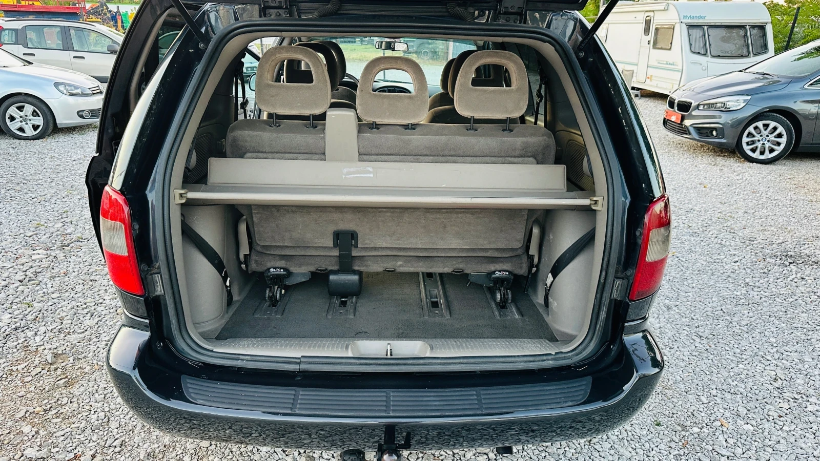 Chrysler Voyager 2.5crdi-7 места-Италия | Mobile.bg — изображение 12