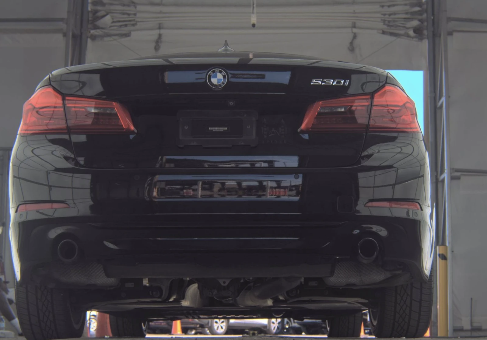 BMW 530 Harman Kardon, Distronic, Lane assist, Pano  - изображение 7