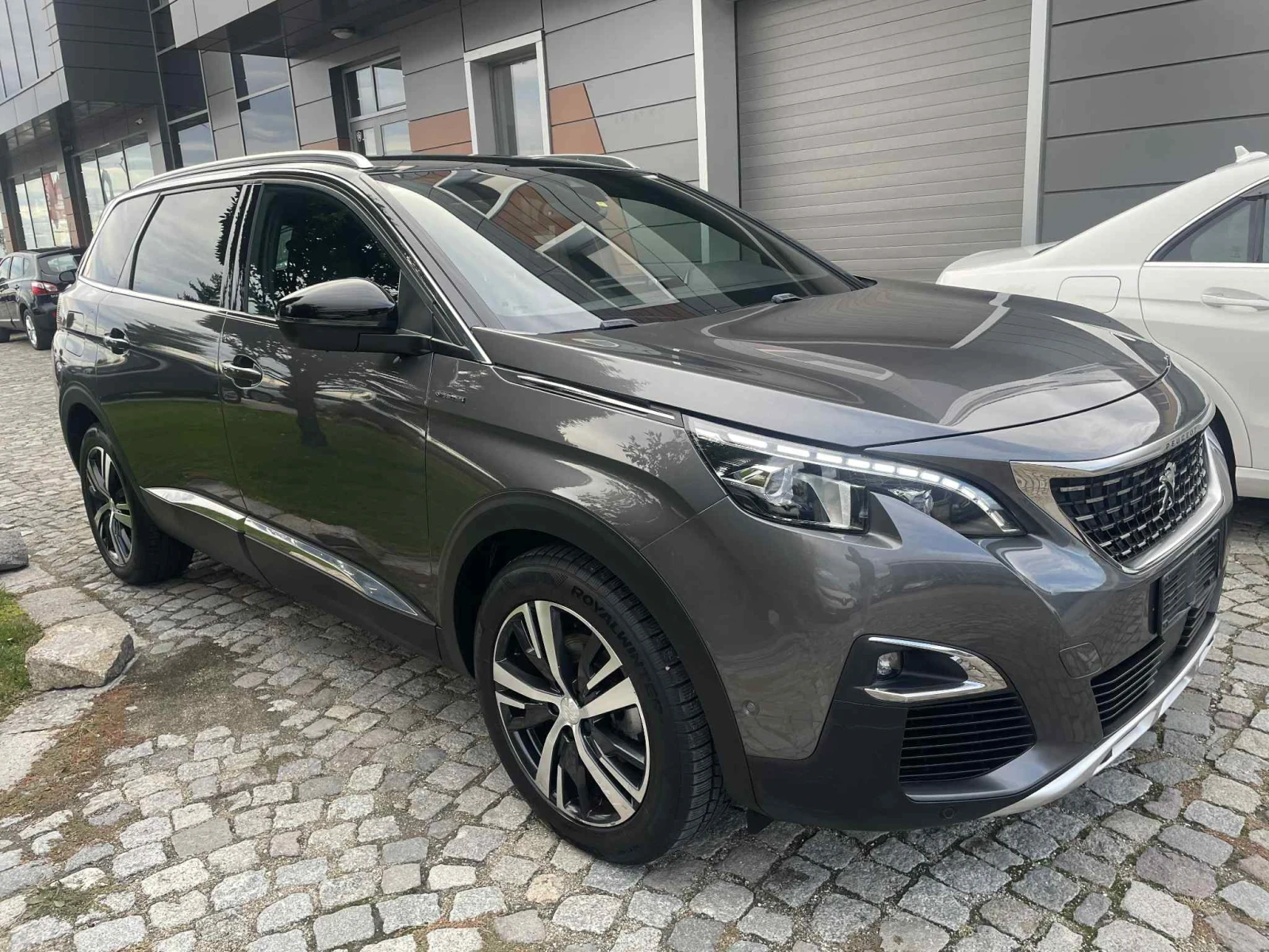 Peugeot 5008 1.5BlueHDI GT-line - изображение 4