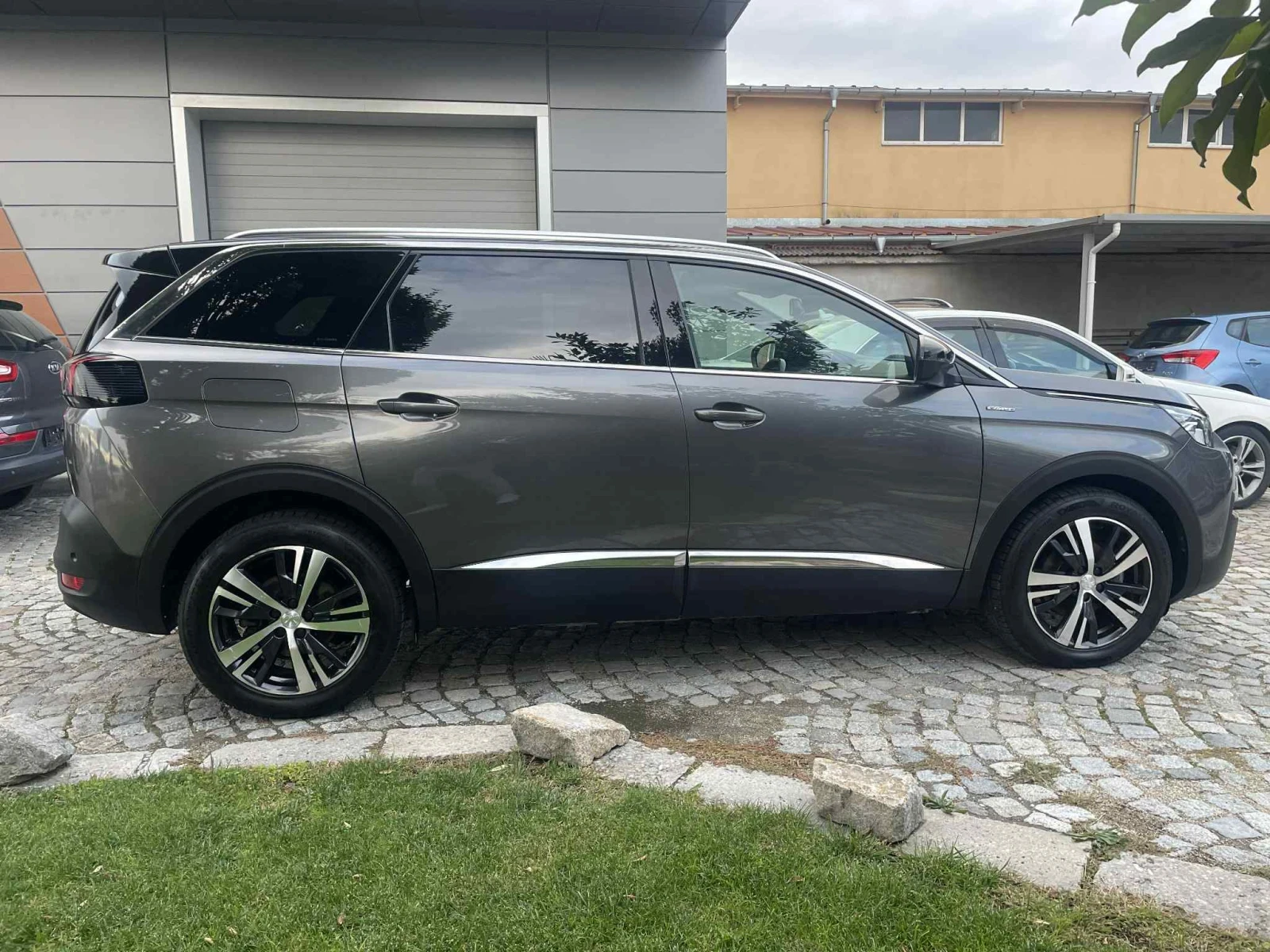Peugeot 5008 1.5BlueHDI GT-line - изображение 3