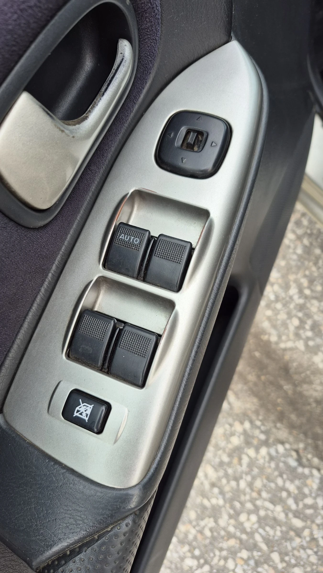 Mazda 323 | Mobile.bg   11