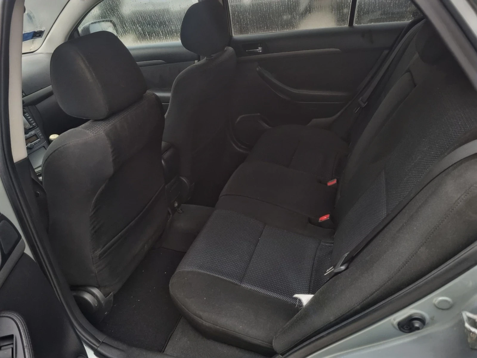 Toyota Avensis 2.0 d, 126 кс - изображение 8