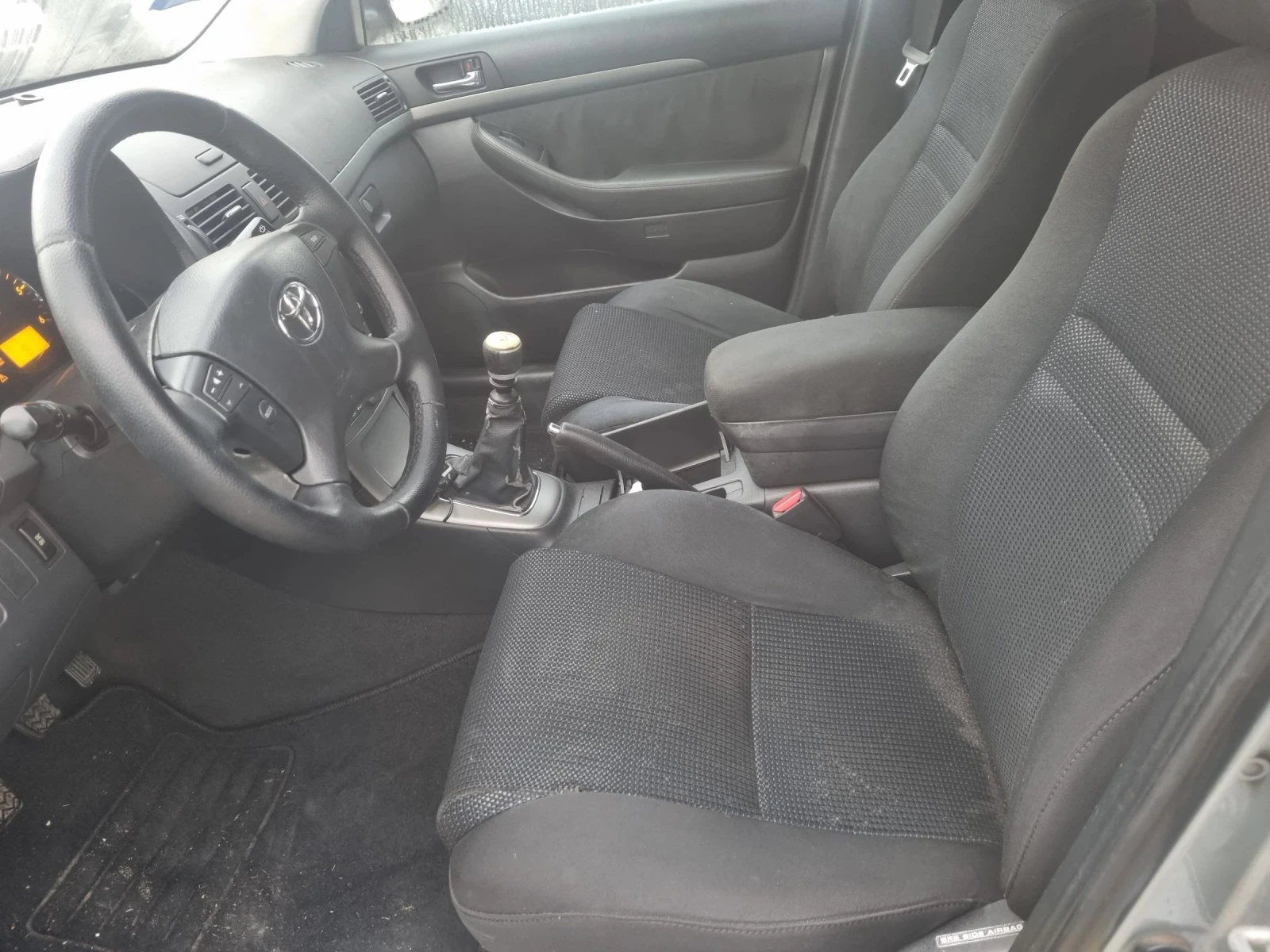 Toyota Avensis 2.0 d, 126 кс - изображение 5