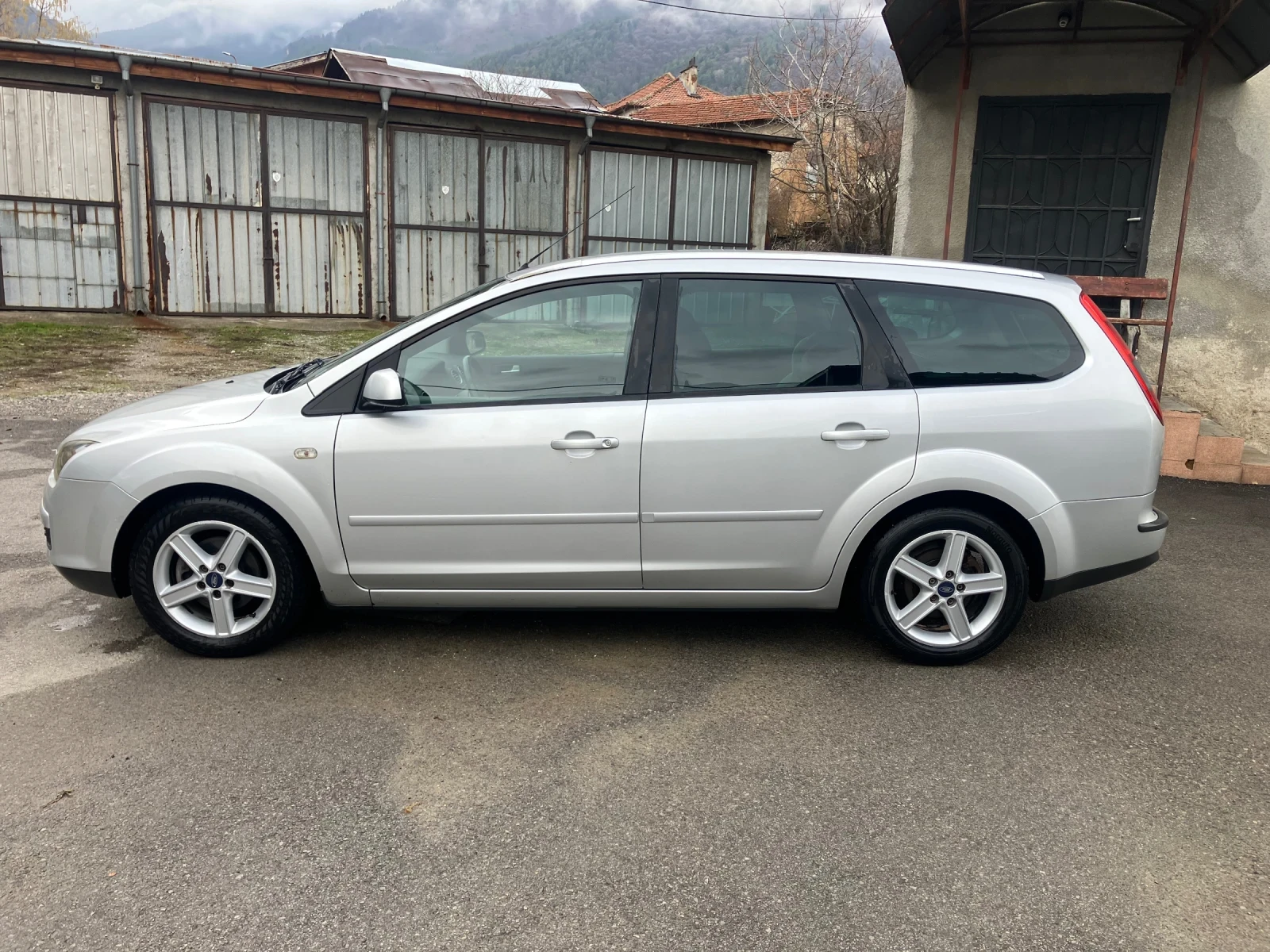 Ford Focus 1.6hdi 90c.s. - изображение 4