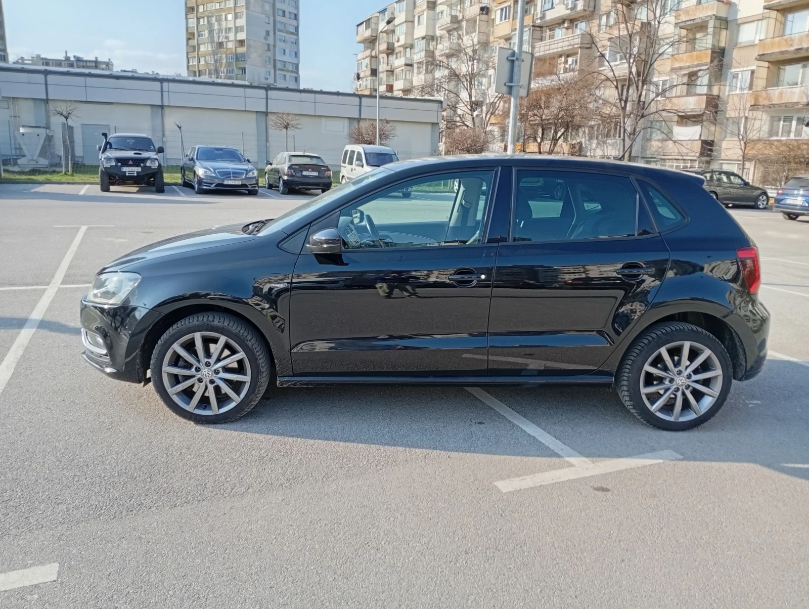 VW Polo, снимка 4 - Автомобили и джипове - 53865747