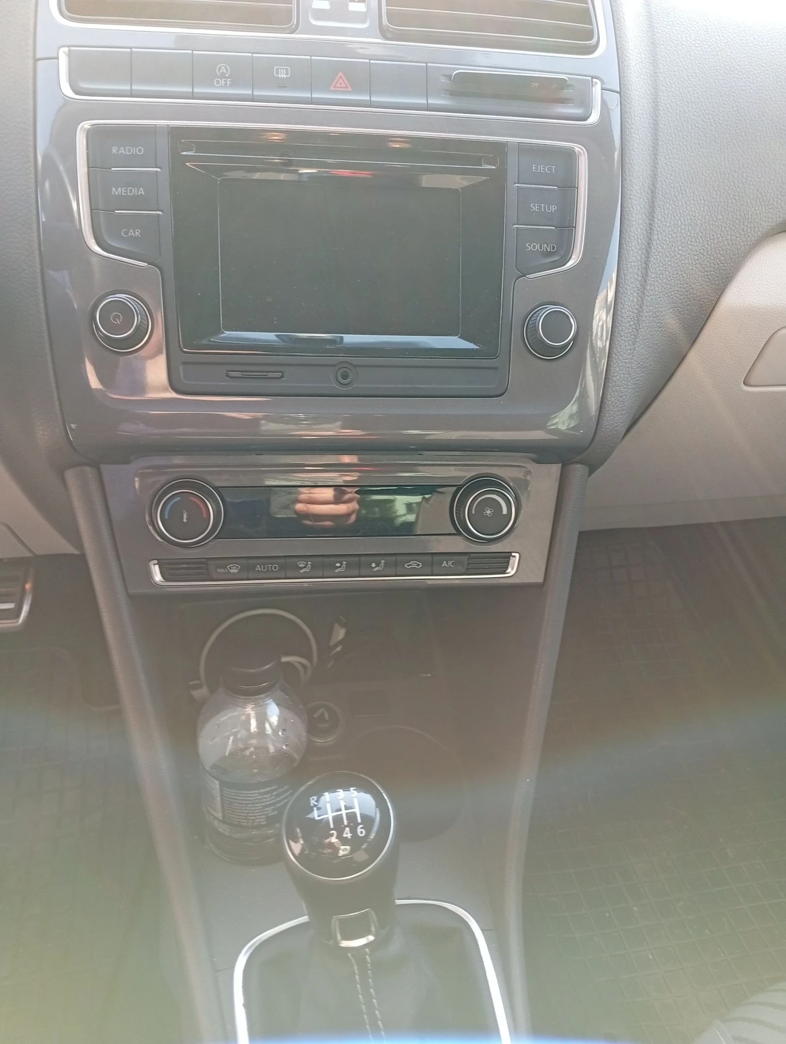 VW Polo, снимка 8 - Автомобили и джипове - 53865747