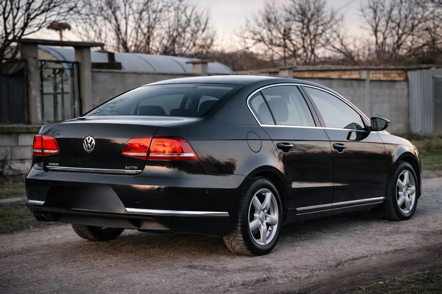 VW Passat Седан/2.0 TDI/140hp, снимка 5 - Автомобили и джипове - 54065407
