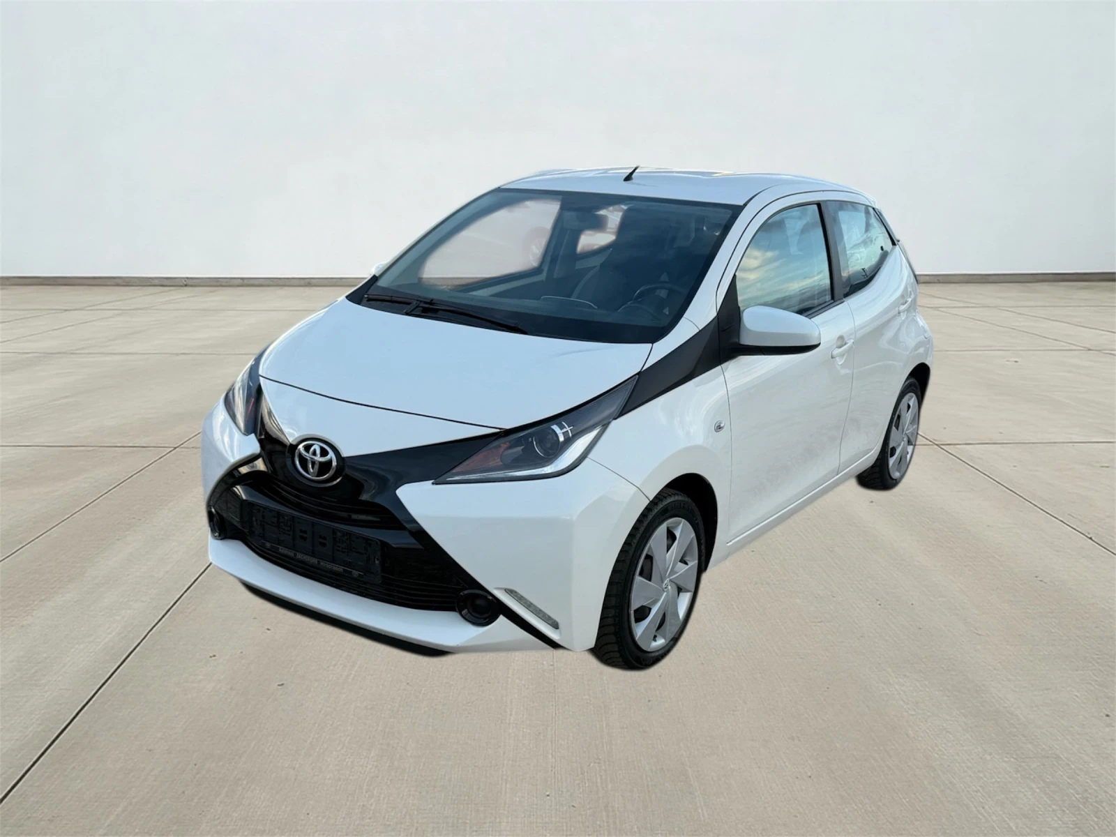 Toyota Aygo 1.0/Cruise control/PDC/LED/Heated seats/Euro6, снимка 5 - Автомобили и джипове - 54068242