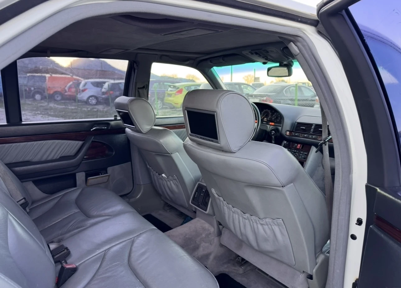 Mercedes-Benz S 420 LONG / V8 / Full Ext, снимка 8 - Автомобили и джипове - 54115401