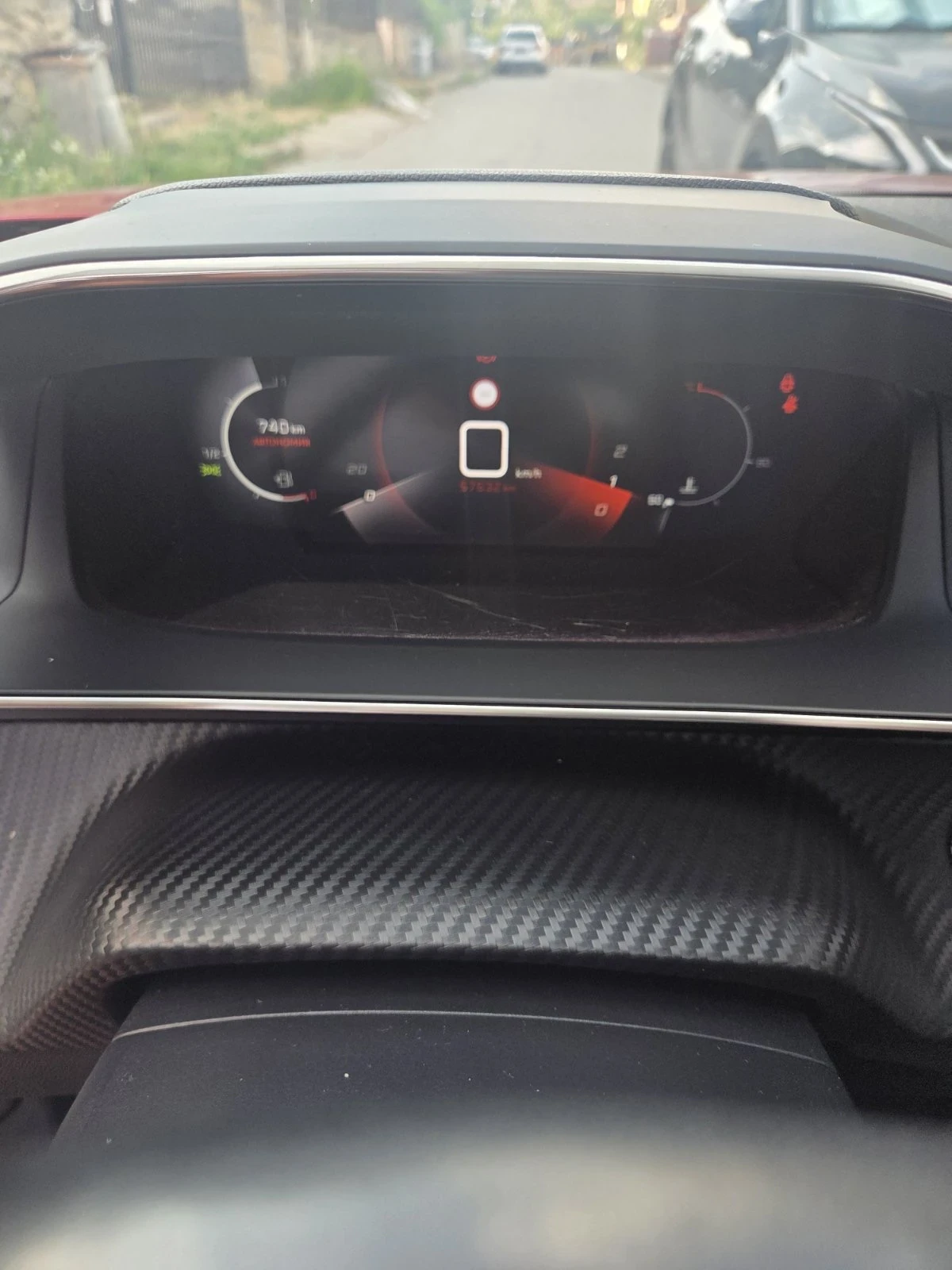 Peugeot 2008, снимка 9 - Автомобили и джипове - 54221546