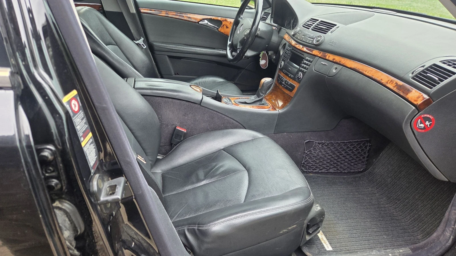 Mercedes-Benz E 270, снимка 7 - Автомобили и джипове - 54556686