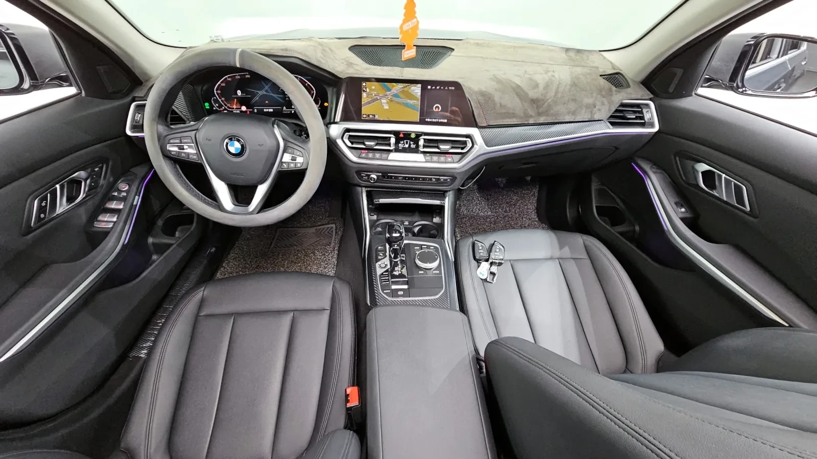 BMW 320 2021* LASER* HEAD-UP* , снимка 16 - Автомобили и джипове - 55121778