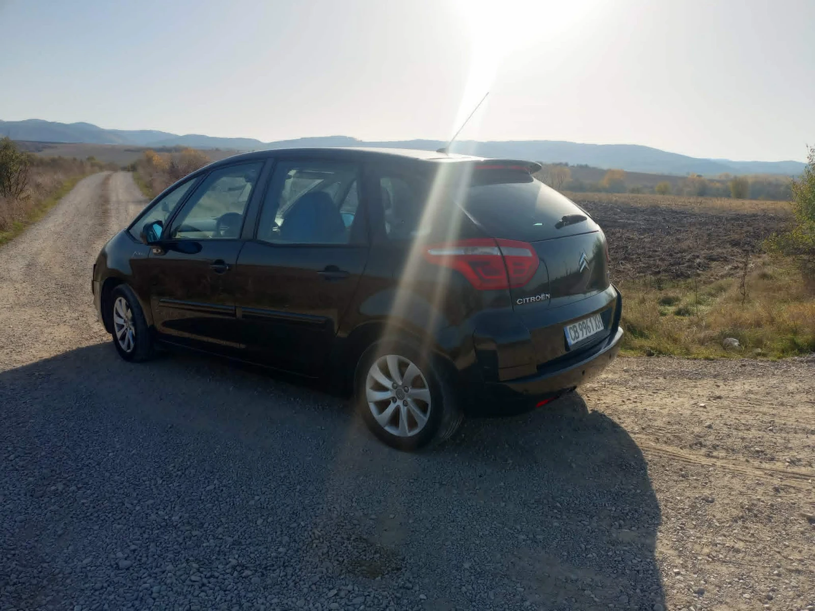 Citroen C4 Picasso 1.8 АГУ CLIMA, снимка 15 - Автомобили и джипове - 55271837