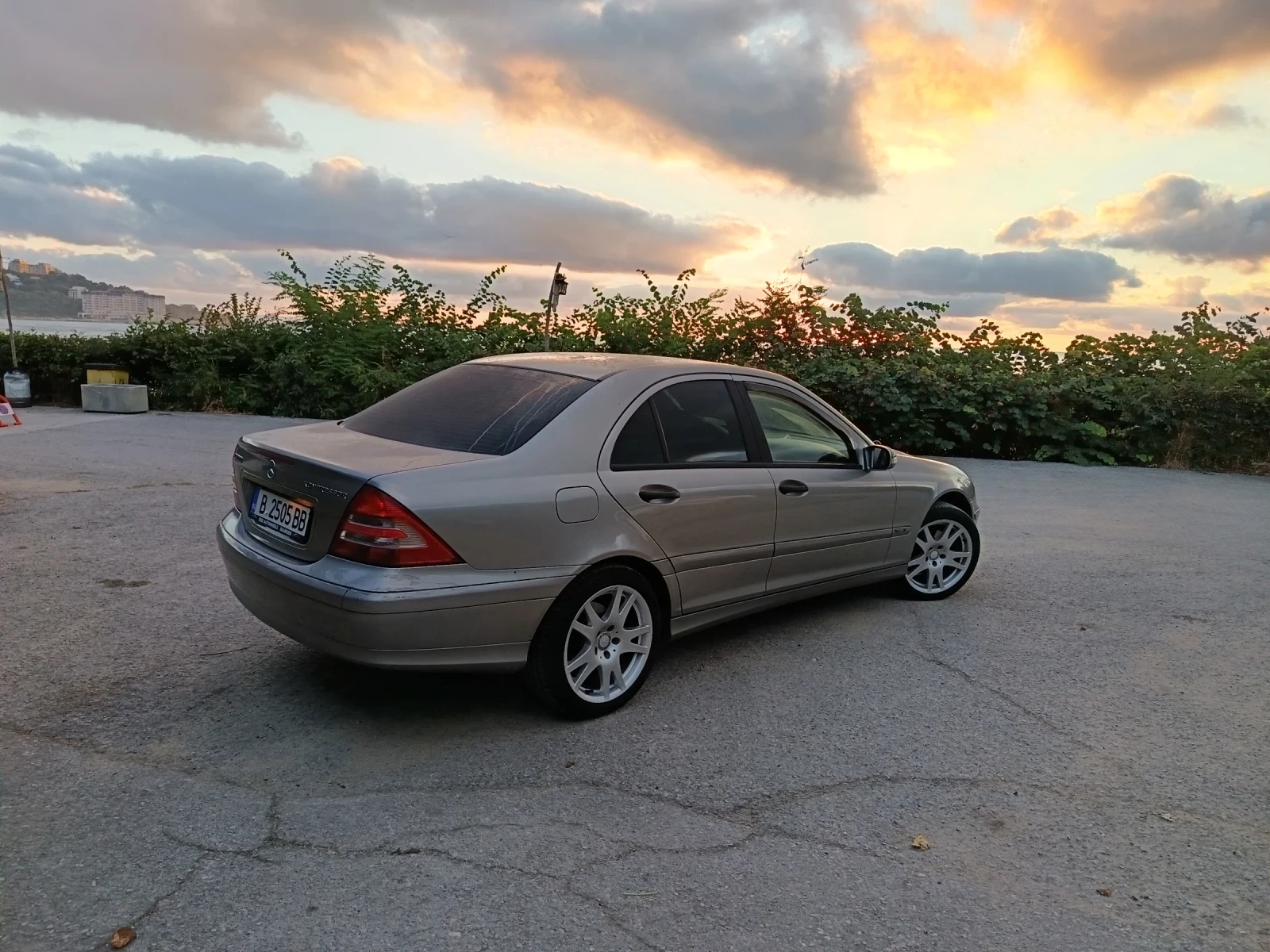 Mercedes-Benz C 200 KOMPRESOR АВТОМАТИК , снимка 10 - Автомобили и джипове - 55790848