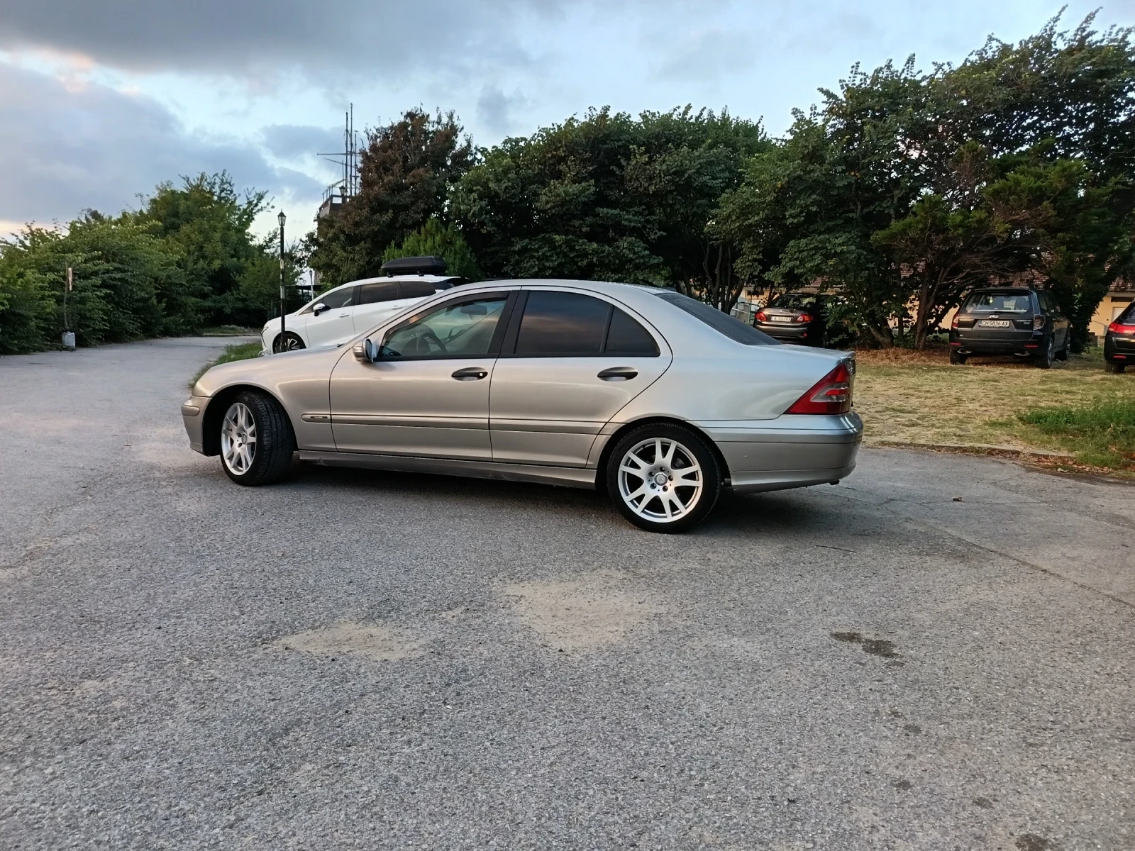 Mercedes-Benz C 200 KOMPRESOR АВТОМАТИК , снимка 9 - Автомобили и джипове - 55790848