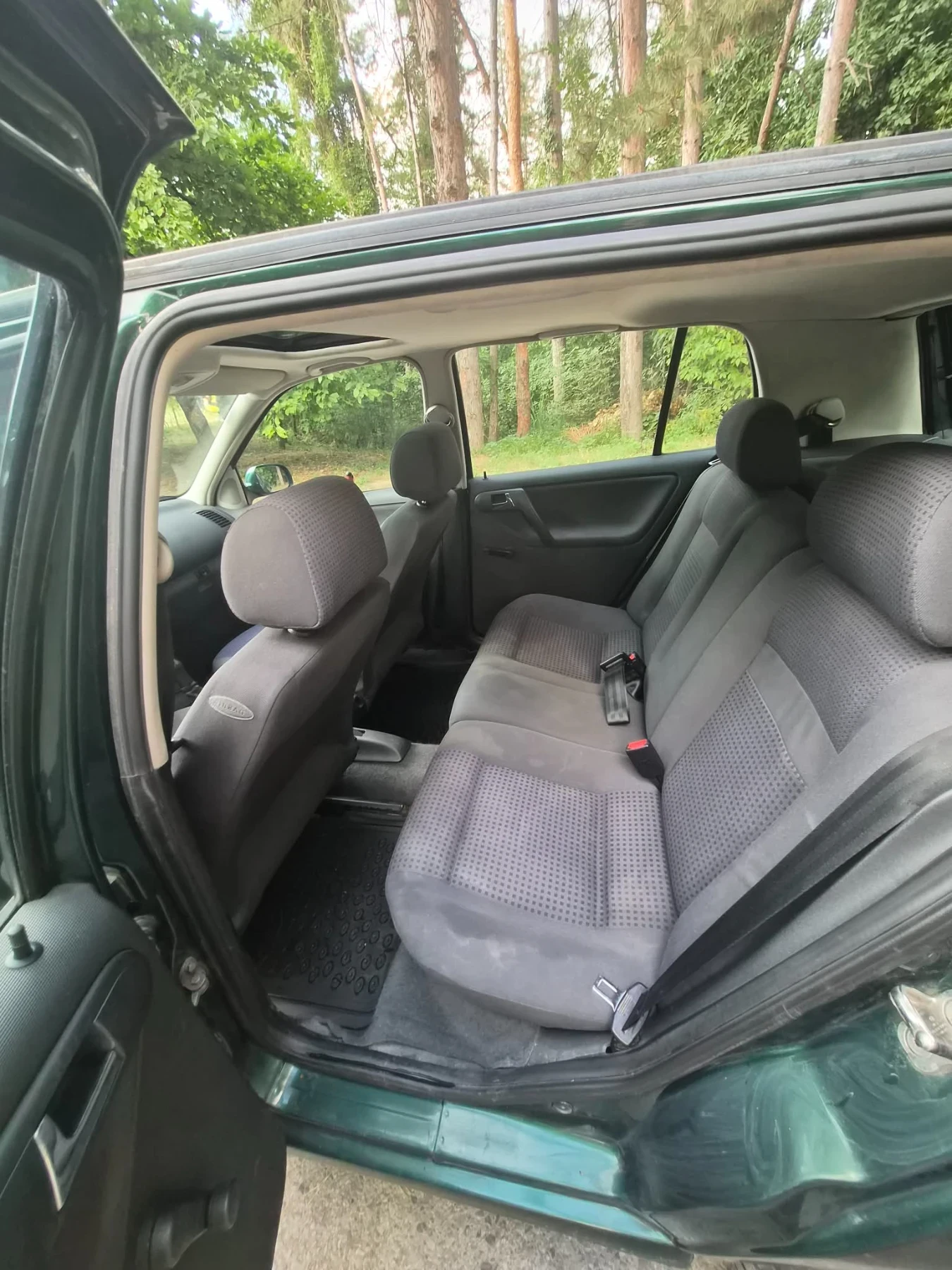 VW Polo 1.4, снимка 10 - Автомобили и джипове - 55842303