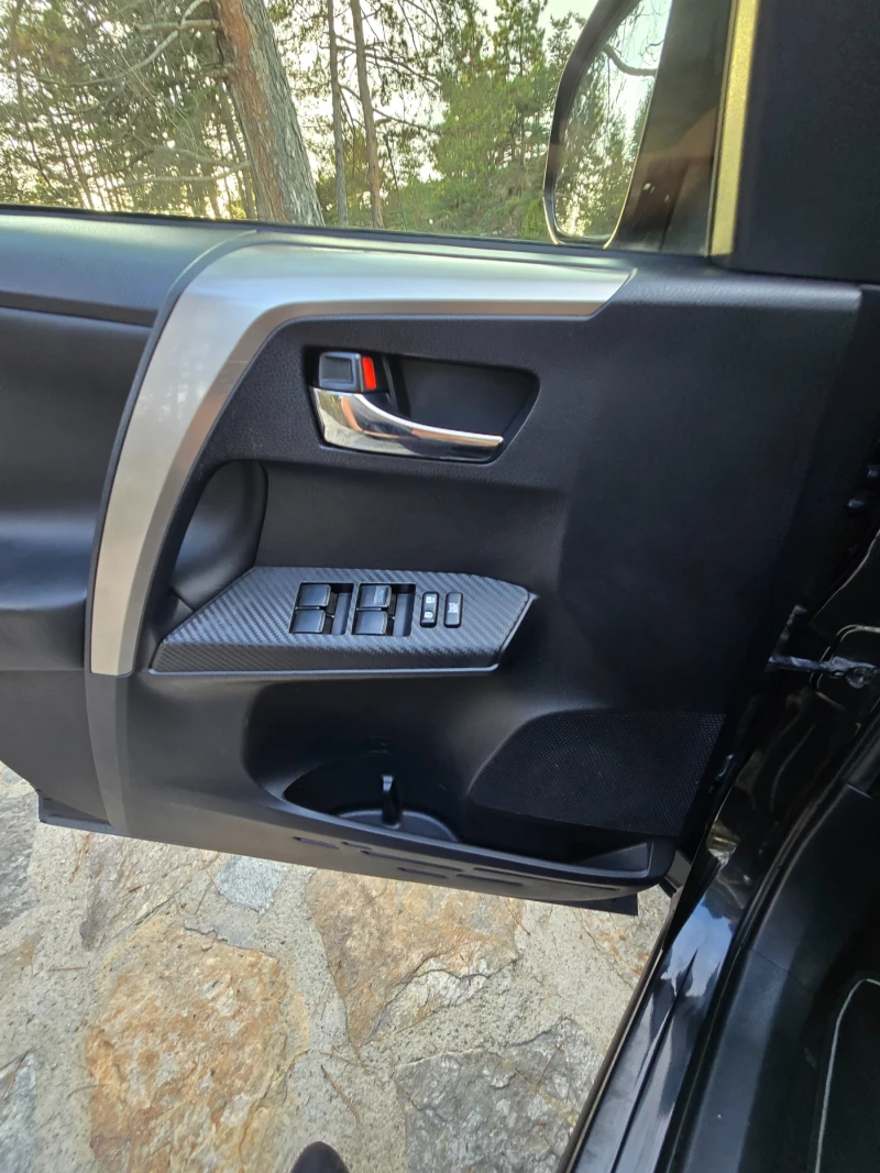 Toyota Rav4 Executive 4?4, снимка 10 - Автомобили и джипове - 52328719