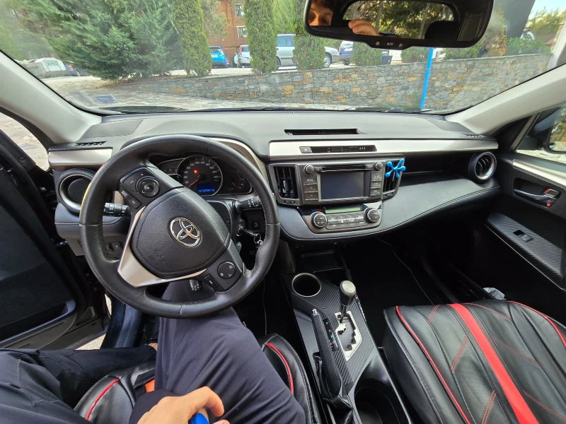 Toyota Rav4 Executive 4?4, снимка 13 - Автомобили и джипове - 52328719