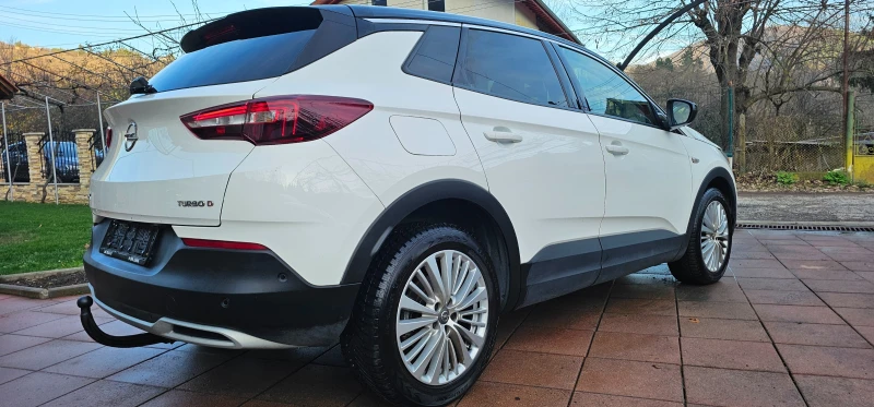 Opel Grandland X 2.0 CDTI AUTOMAT 177hp INOVATION , снимка 4 - Автомобили и джипове - 52527835