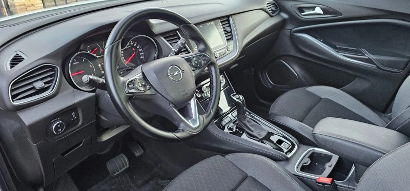 Opel Grandland X 2.0 CDTI AUTOMAT 177hp INOVATION , снимка 13 - Автомобили и джипове - 52527835