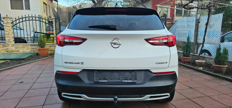 Opel Grandland X 2.0 CDTI AUTOMAT 177hp INOVATION , снимка 8 - Автомобили и джипове - 52527835