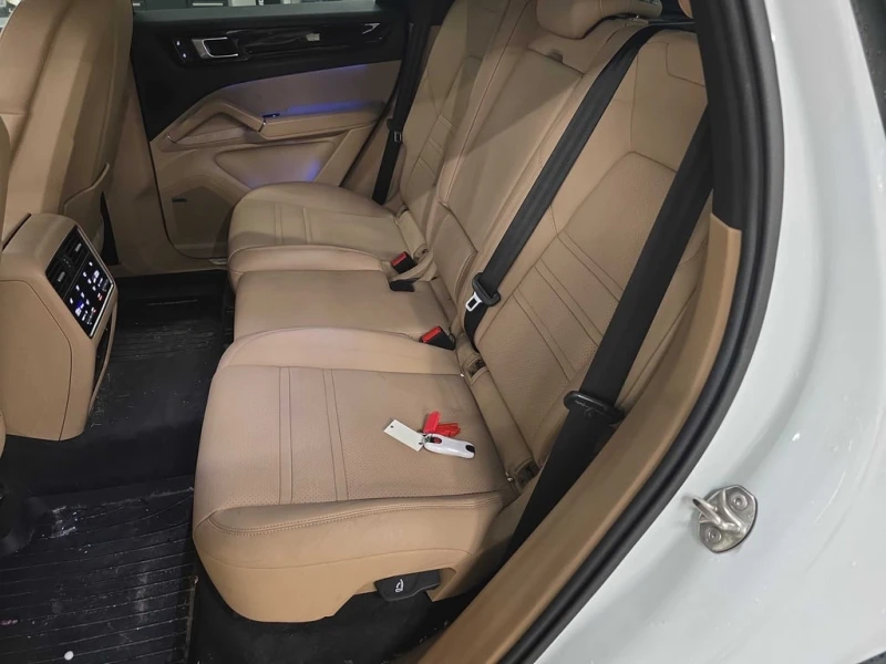 Porsche Cayenne * AWD * CARFAX * ЦЕНА ДО БГ, снимка 12 - Автомобили и джипове - 52827219