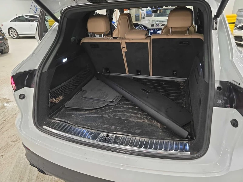 Porsche Cayenne * AWD * CARFAX * ЦЕНА ДО БГ, снимка 13 - Автомобили и джипове - 52827219
