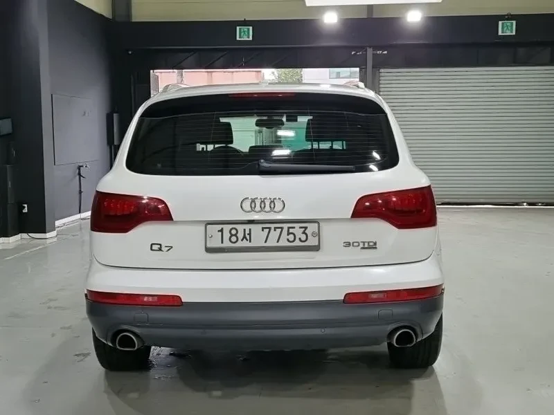 Audi Q7 3.0 TDI Quattro, снимка 2 - Автомобили и джипове - 55132431