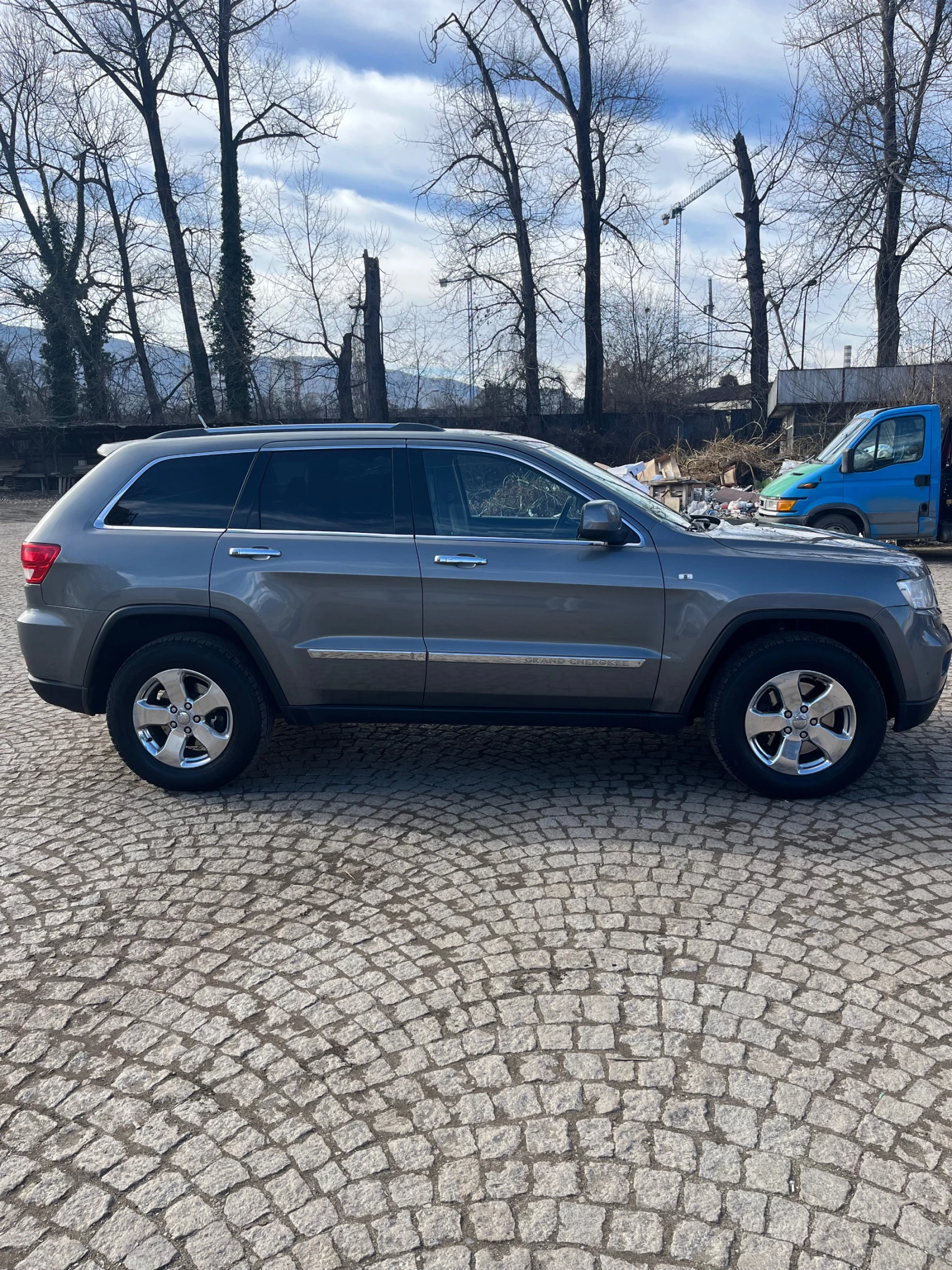 Jeep Grand cherokee 3.0 - изображение 3