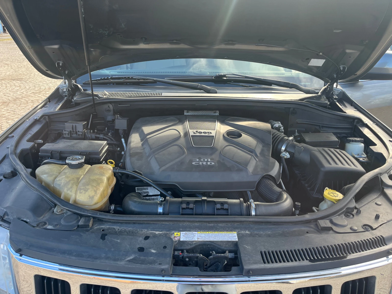 Jeep Grand cherokee 3.0 - изображение 8