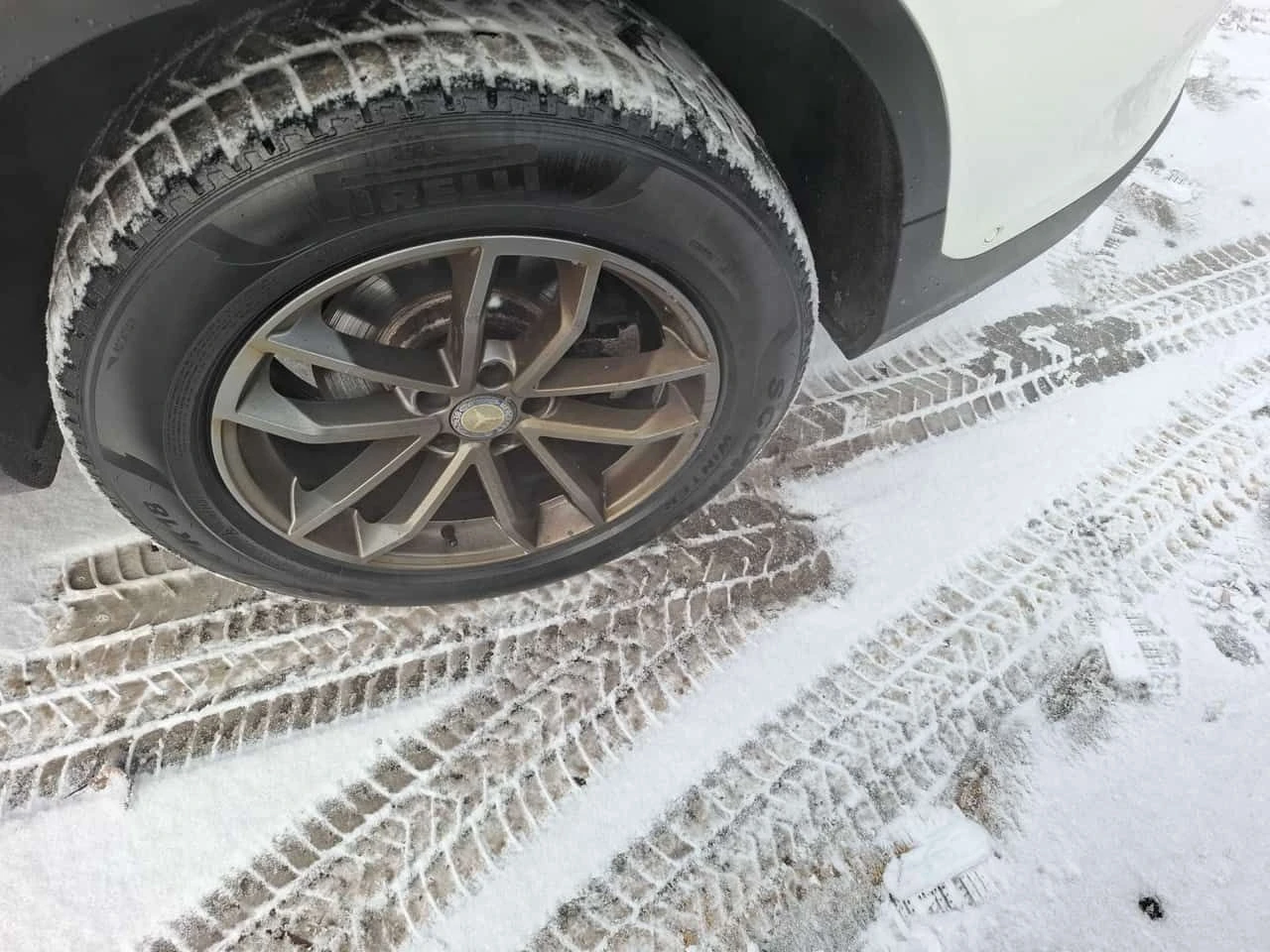 Mercedes-Benz GLC 300 * CARFAX * КАМЕРА * ПОДГРЕВ * ПАМЕТ , снимка 14 - Автомобили и джипове - 54094329