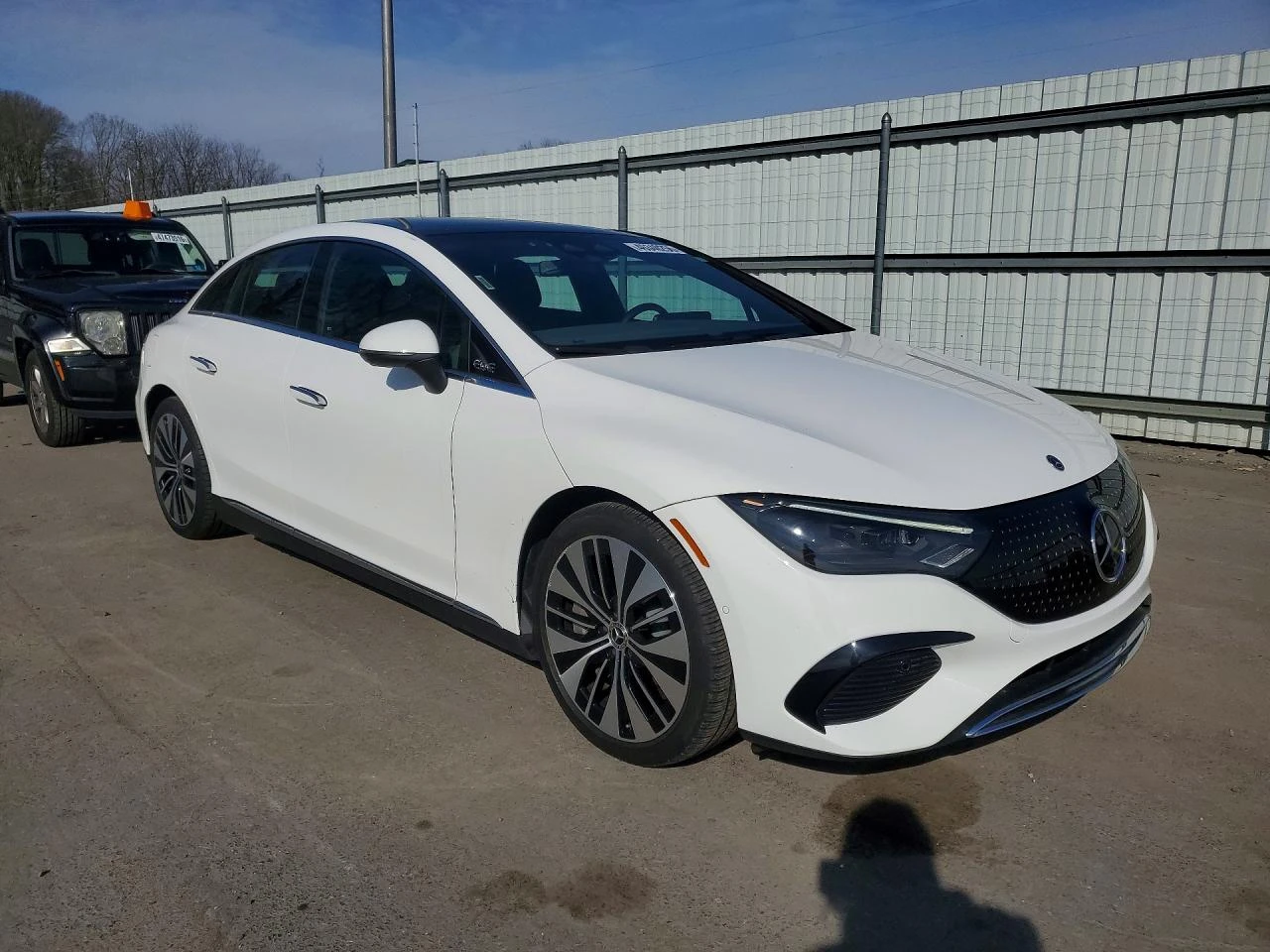 Mercedes-Benz EQE Sedan 350 4Matic, снимка 4 - Автомобили и джипове - 54252631